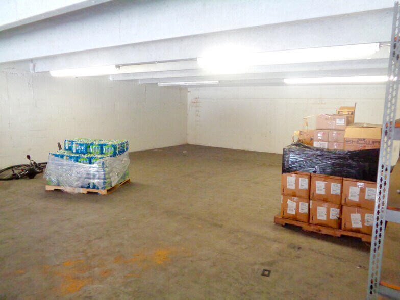 More Photos Of 12438-12440 Wiles Rd, Coral Springs Warehouse For Lease