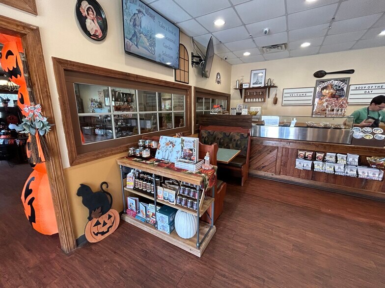 More Photos Of 8291 Savannah Hwy Hwy, Norway Restaurant For Sale