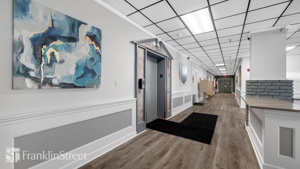 More Photos Of 1520 Jeffords St, Clearwater Apartments For Sale