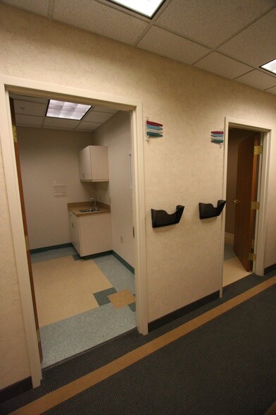 More Photos Of 5250 Hahns Peak Dr, Loveland Office For Lease