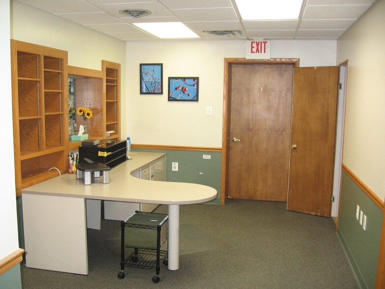 More Photos Of 360 Goucher St, Johnstown Medical For Lease