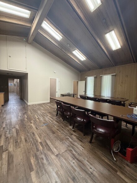 More Photos Of 725 S J St, Pensacola Office Residential For Sale