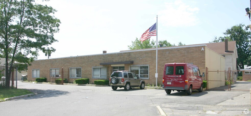 More Photos Of , Hackensack Unknown For Sale