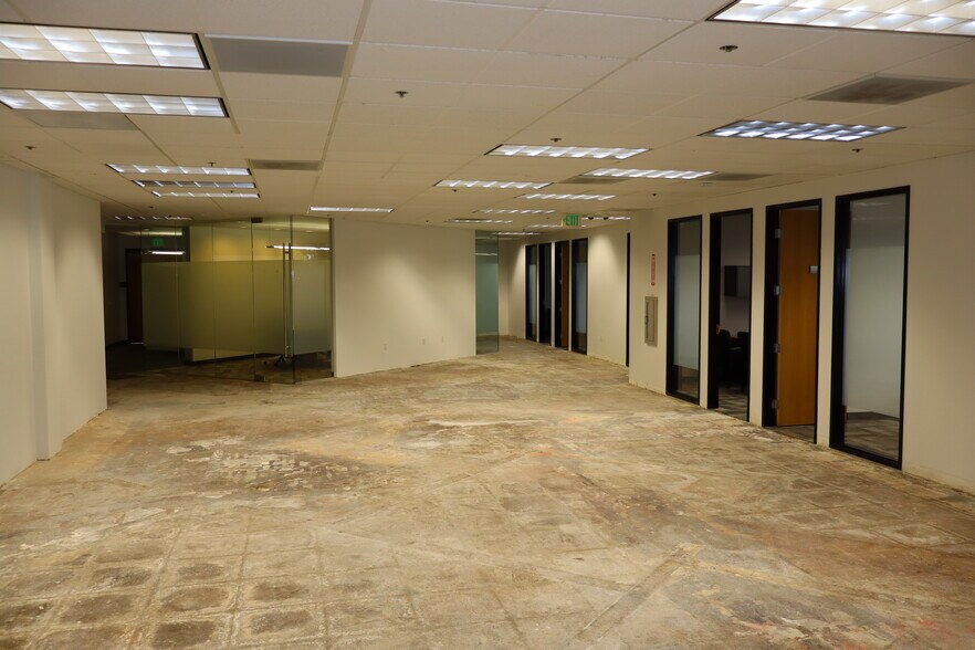 More Photos Of 17701 Cowan, Irvine Office For Sale