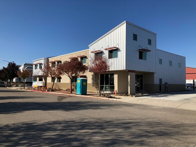 Primary Photo Of 3510-3512 Combine St, Paso Robles Industrial For Lease