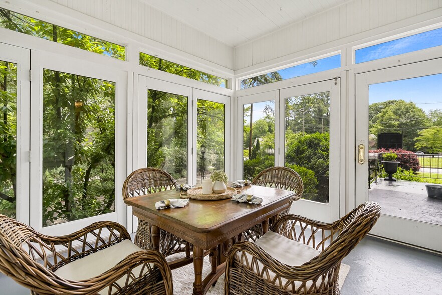 More Photos Of 207 Westminster Hwy, Westminster Specialty For Sale