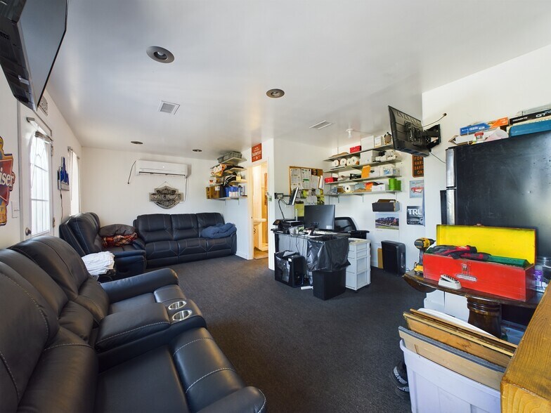 More Photos Of 4512 E M-21, Corunna Restaurant For Sale