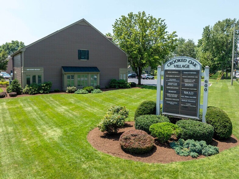 More Photos Of 600 Eden Rd, Lancaster Medical For Lease