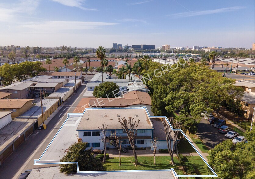 More Photos Of 128 E Wakefield Ave, Anaheim Apartments For Sale