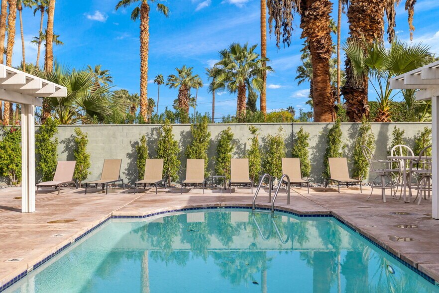 More Photos Of 1425 S Via Soledad, Palm Springs Apartments For Sale