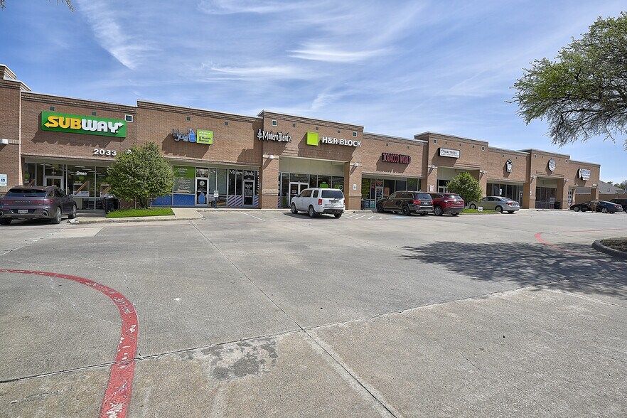 More Photos Of 2035 W McDermott Dr, Allen General Retail For Lease