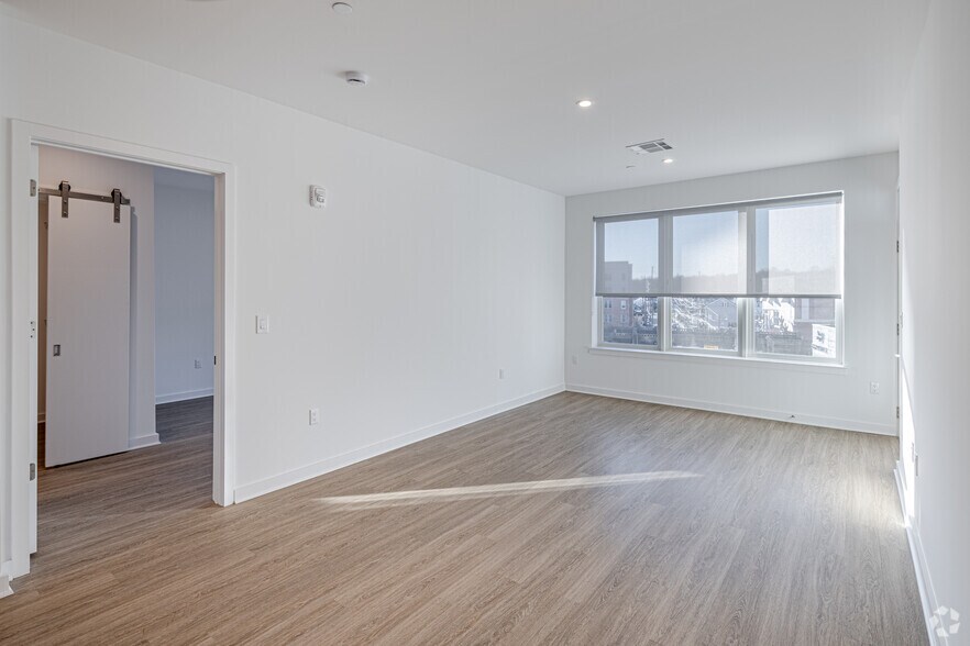 More Photos Of 620 Bloomfield Ave, Bloomfield Apartments For Lease