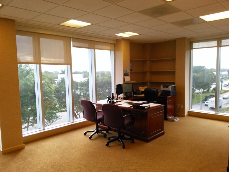 More Photos Of 3001 Tamiami Trl N, Naples Unknown For Lease