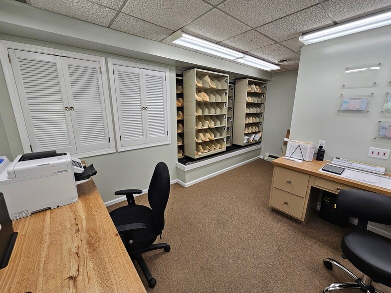 More Photos Of 17 N 23rd St, Reading Office Residential For Sale