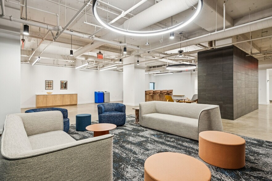 More Photos Of 201-219 N 15th St, Philadelphia Medical For Lease