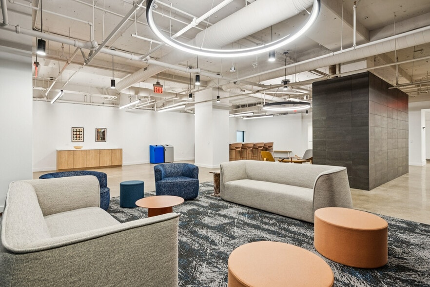 More Photos Of 201-219 N 15th St, Philadelphia Medical For Lease