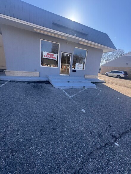 More Photos Of 1515 Main St, Southaven General Retail For Lease