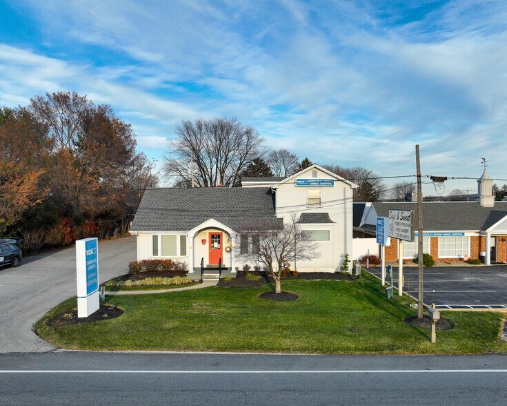 Primary Photo Of 2129 S Queen St, York Freestanding For Sale