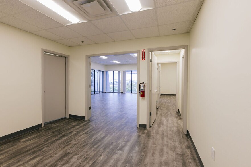 More Photos Of 2875 NW 77th Ave, Miami Warehouse For Lease