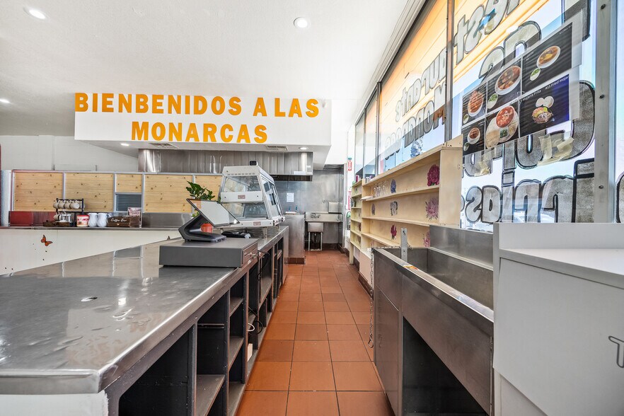 More Photos Of 33027 Road 159, Ivanhoe General Retail For Sale