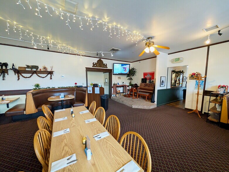 More Photos Of 115 N Main St, Manti Restaurant For Sale