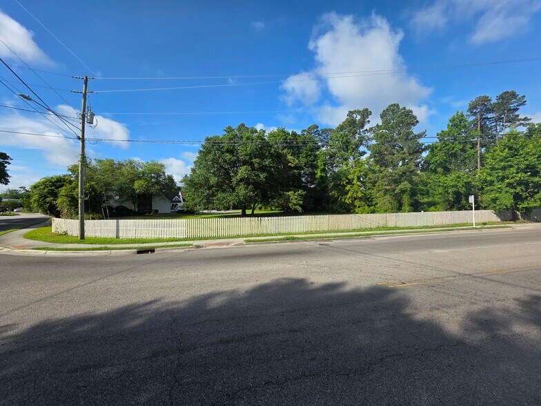More Photos Of 3943 Princess Place Drive, Wilmington Land For Sale