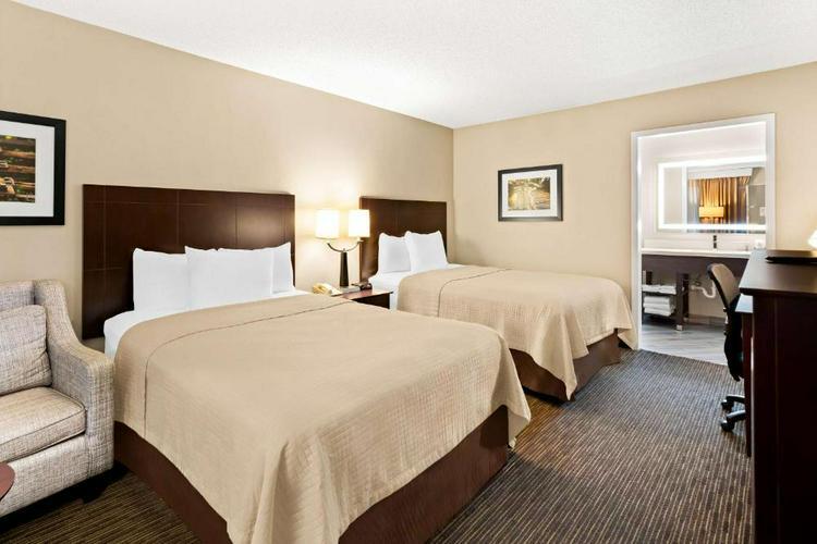 More Photos Of 3120 S Limit Ave, Sedalia Hospitality For Sale