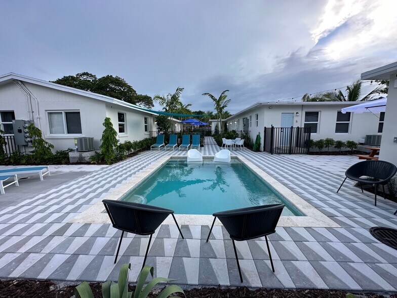 More Photos Of 351 NE 7th Ave, Delray Beach Apartments For Sale