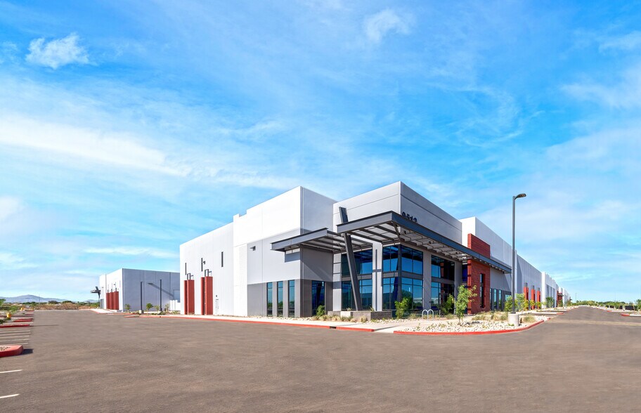 More Photos Of 9520 E Elliot Rd, Mesa Warehouse For Lease