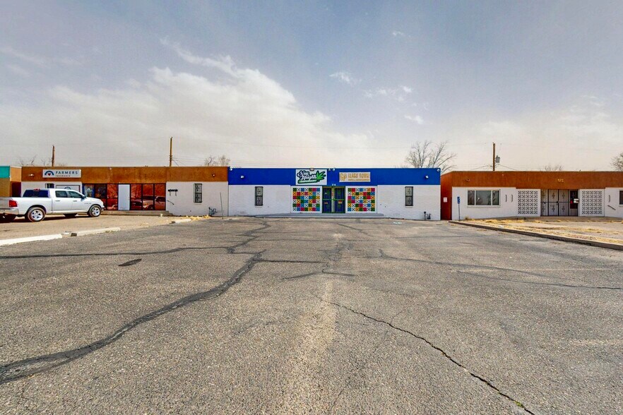 More Photos Of 516 Chama St NE, Albuquerque Office For Sale