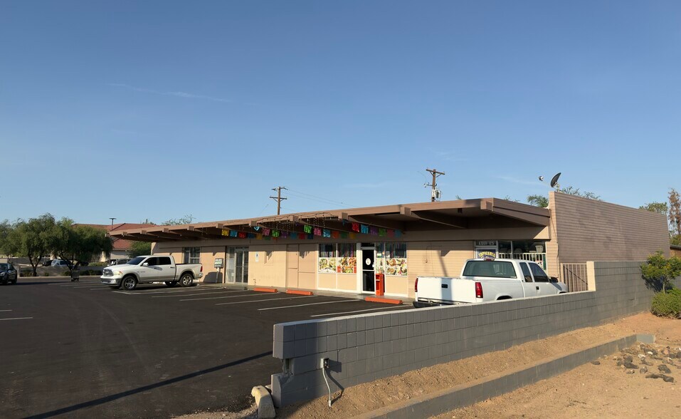 Primary Photo Of 1704 N Country Club Dr, Mesa Restaurant For Sale