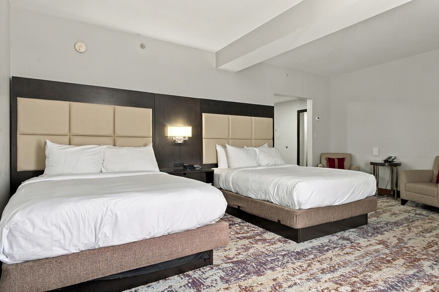 More Photos Of 10 Gateway Dr, Hattiesburg Hotel For Sale