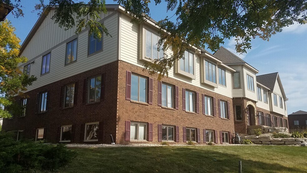 More Photos Of 6314 Odana Rd, Madison Office For Lease