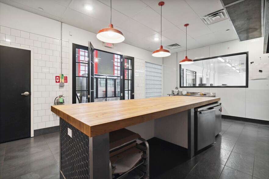 More Photos Of 1521-1531 N 31st St, Philadelphia Warehouse For Sale