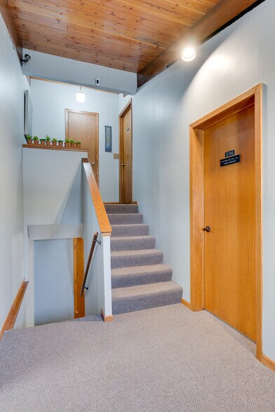 More Photos Of 14581-14585 Grand ave, Burnsville Office For Sale