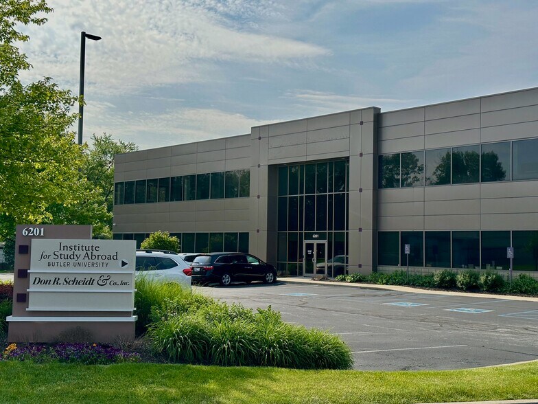 More Photos Of 6201 Corporate Dr, Indianapolis Office For Sale