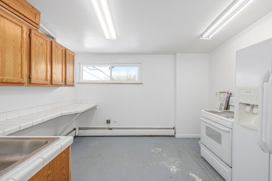 More Photos Of 8221 Bradburn Dr, Westminster Office For Sale