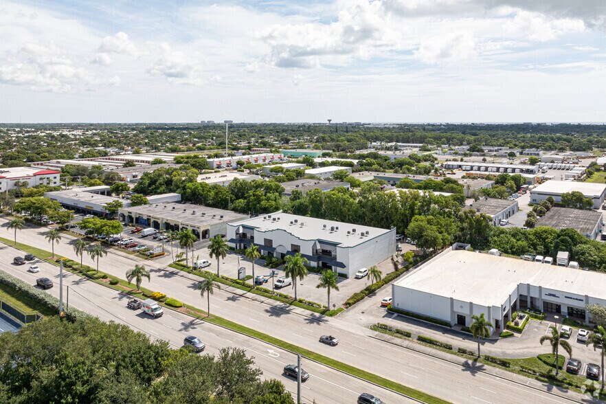 More Photos Of 3200 S Congress Ave, Boynton Beach Medical For Lease