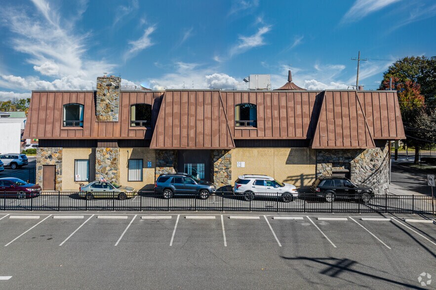 More Photos Of 170 Tulip Ave, Floral Park Bank For Sale