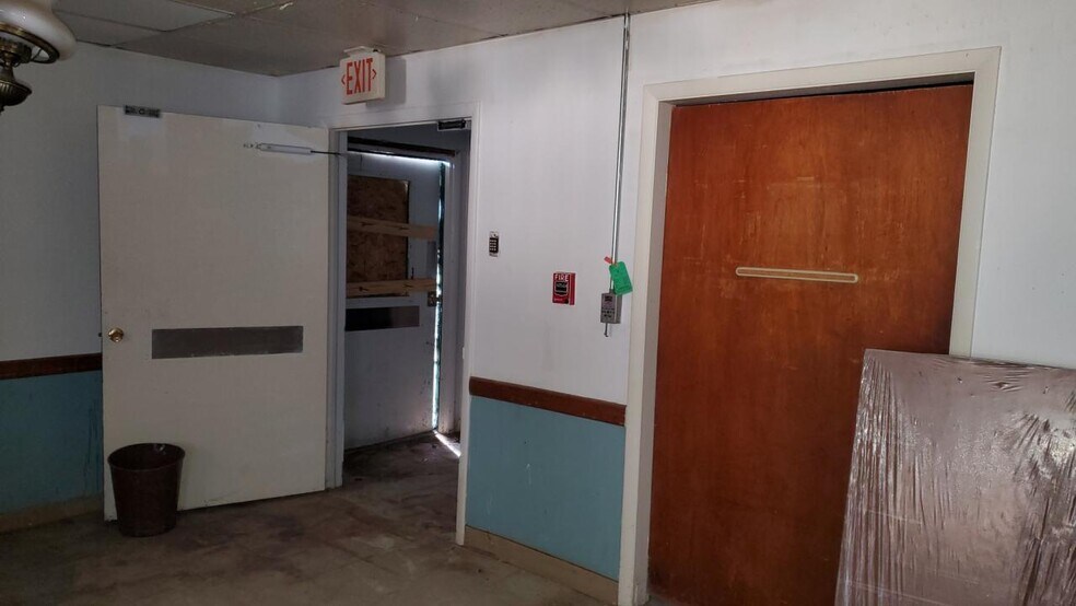 More Photos Of 600 E California Ave, Walters Congregate Senior Housing For Sale