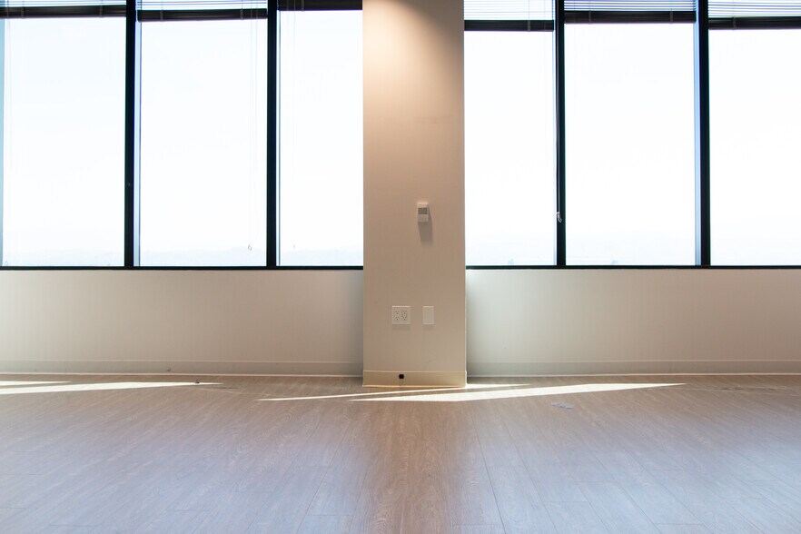 More Photos Of 17901 Von Karman Ave, Irvine Office For Lease
