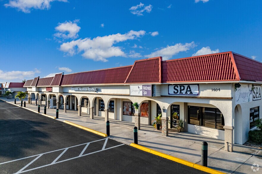 More Photos Of 1404 Del Prado Blvd S, Cape Coral Storefront Retail Office For Sale