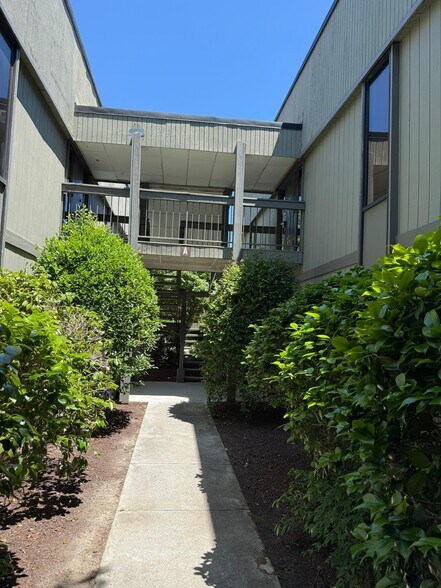 More Photos Of 1100 Logger Ct, Raleigh Office For Sale