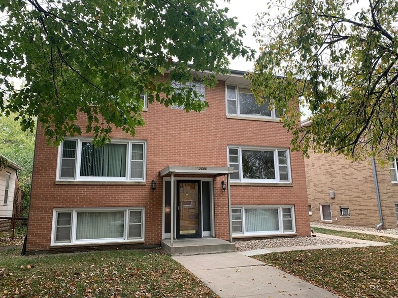 More Photos Of 2501 A St, Lincoln Apartments For Sale