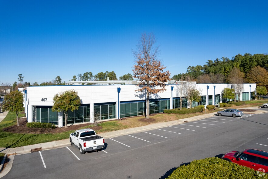 More Photos Of 407 Davis Dr, Morrisville Flex For Sale