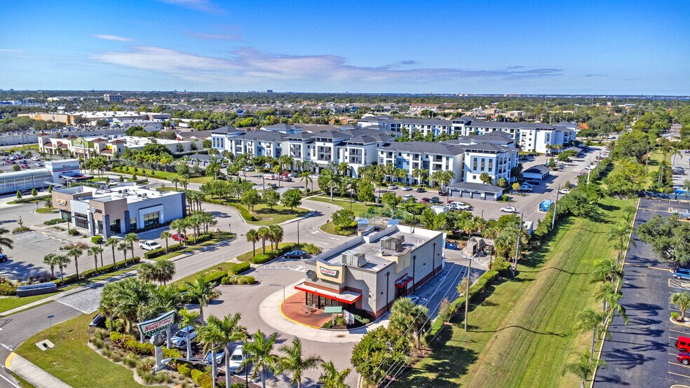 More Photos Of 4904 S Cleveland Ave, Fort Myers Freestanding For Sale