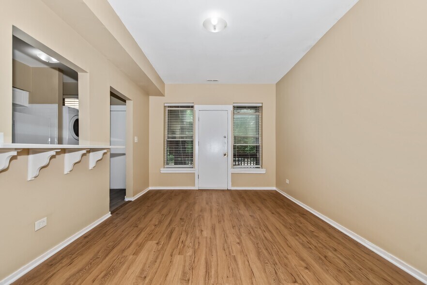 More Photos Of 1509 E 69th Pl, Chicago Apartments For Sale