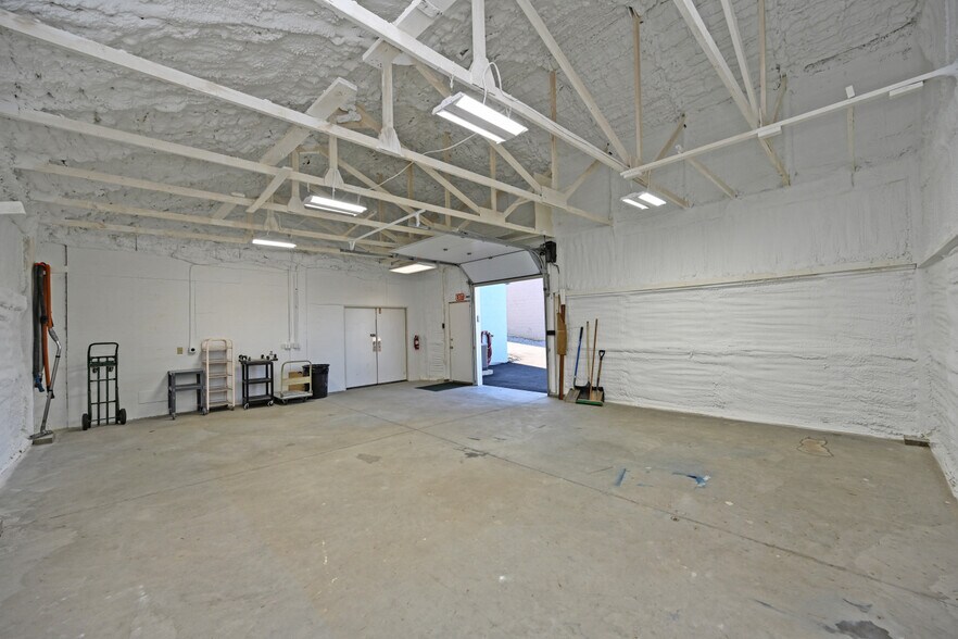 More Photos Of 340 W Main St, Batavia Office For Sale