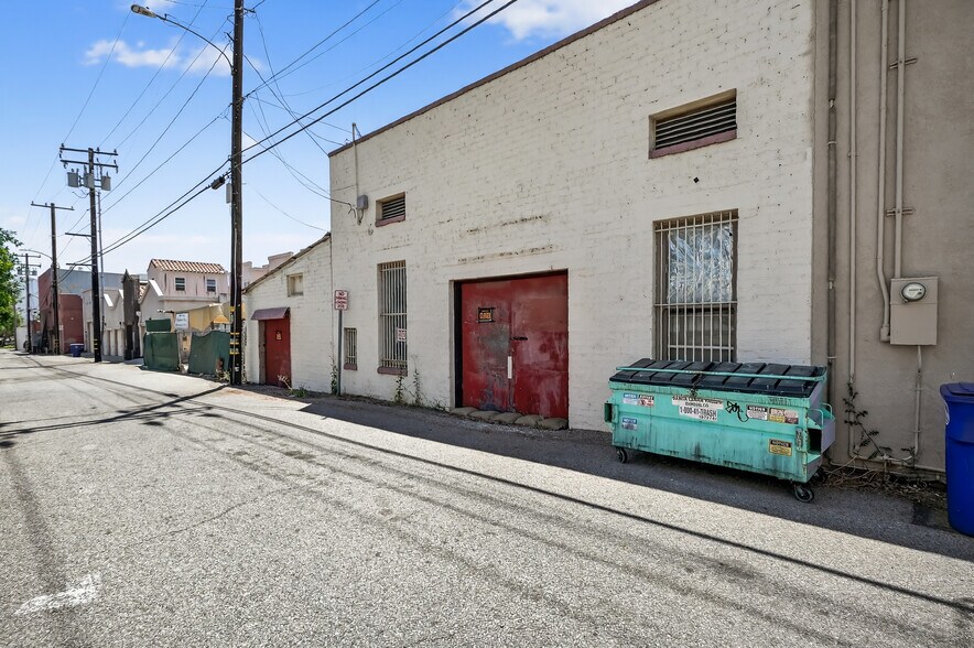 More Photos Of 360-362 Central Ave, Fillmore Storefront For Sale