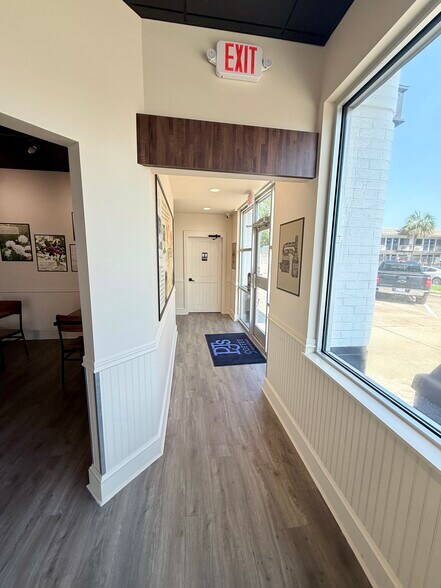More Photos Of 9347 Highway 49, Gulfport Freestanding For Sale